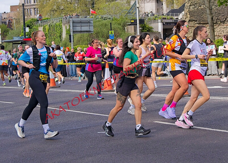 20260412 LONDLMHALF00467A.JPG