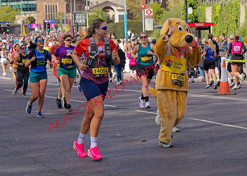20260412 LONDLMHALF00503A.JPG