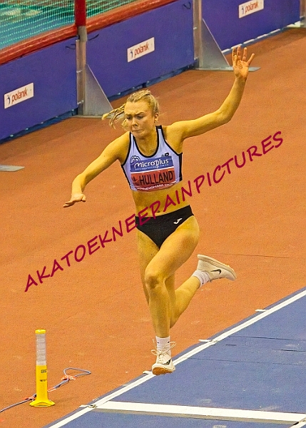 240218UKAINDOORSSUN00127A.JPG