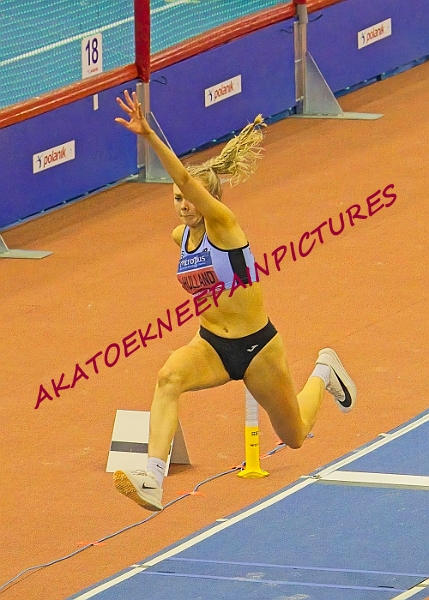 240218UKAINDOORSSUN00129A.JPG