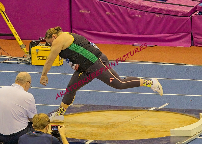 240218UKAINDOORSSUN00261A.JPG