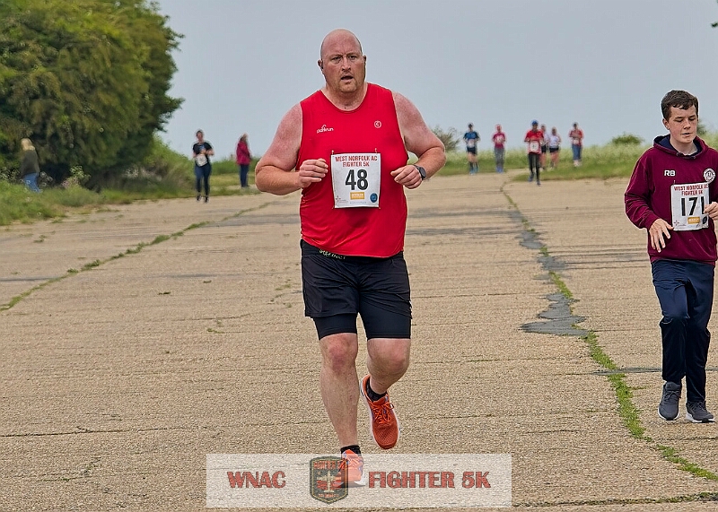 20250518FIGHTER5KB00239A.jpg