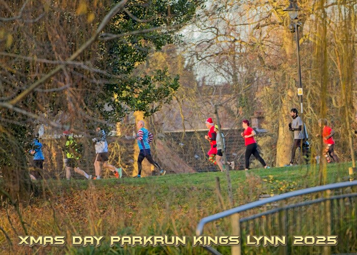 2025-12-25KLXMASPRUN00013A.JPG