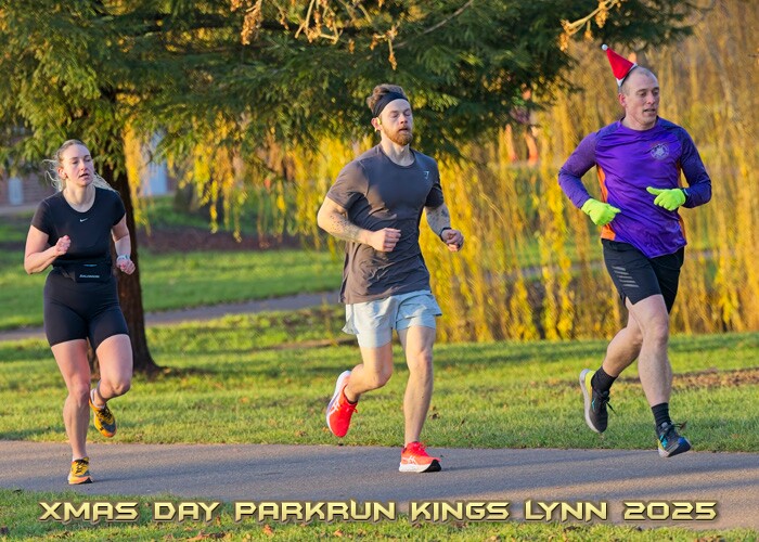 2025-12-25KLXMASPRUN00049A.JPG