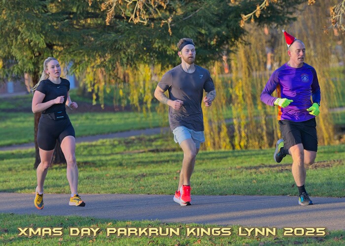 2025-12-25KLXMASPRUN00050A.JPG