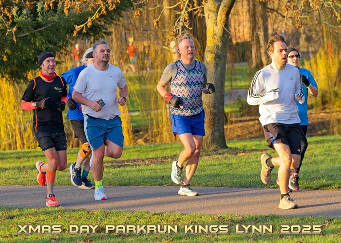 2025-12-25KLXMASPRUN00072A.JPG