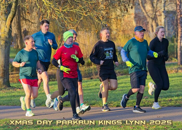 2025-12-25KLXMASPRUN00089A.JPG