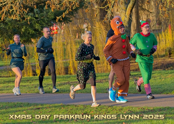 2025-12-25KLXMASPRUN00090A.JPG