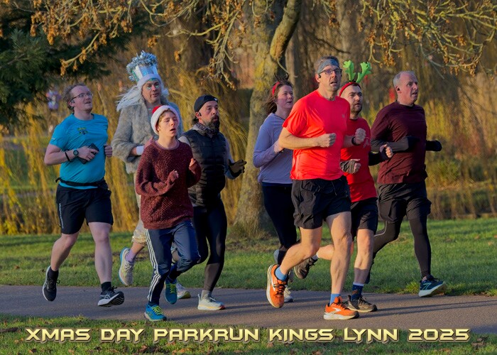 2025-12-25KLXMASPRUN00095A.JPG