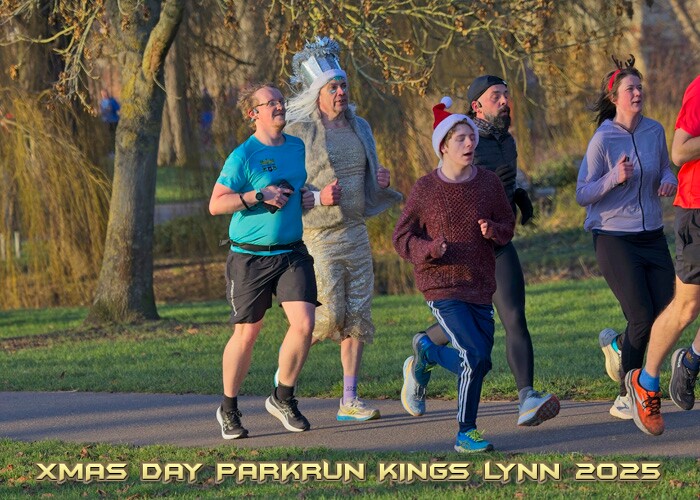 2025-12-25KLXMASPRUN00097A.JPG