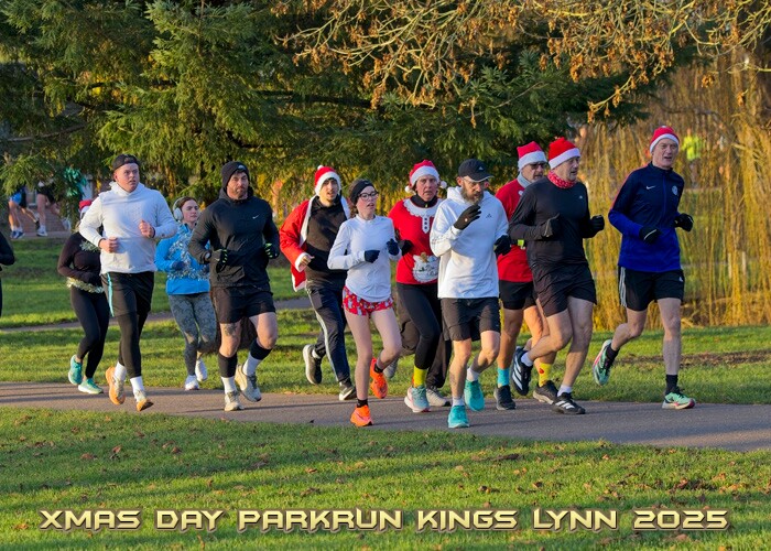 2025-12-25KLXMASPRUN00111A.JPG