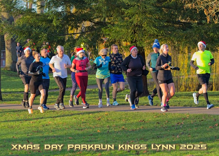 2025-12-25KLXMASPRUN00119A.JPG