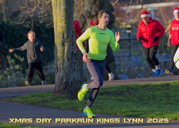 2025-12-25KLXMASPRUN00147A.JPG