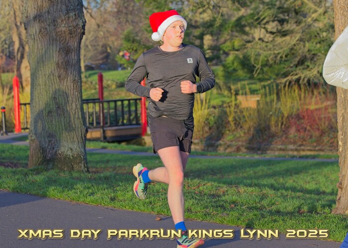2025-12-25KLXMASPRUN00182A.JPG