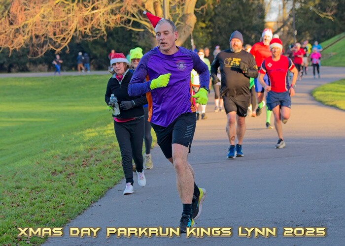 2025-12-25KLXMASPRUN00212A.JPG