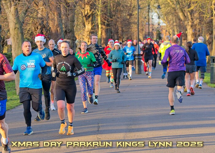 2025-12-25KLXMASPRUN00216A.JPG