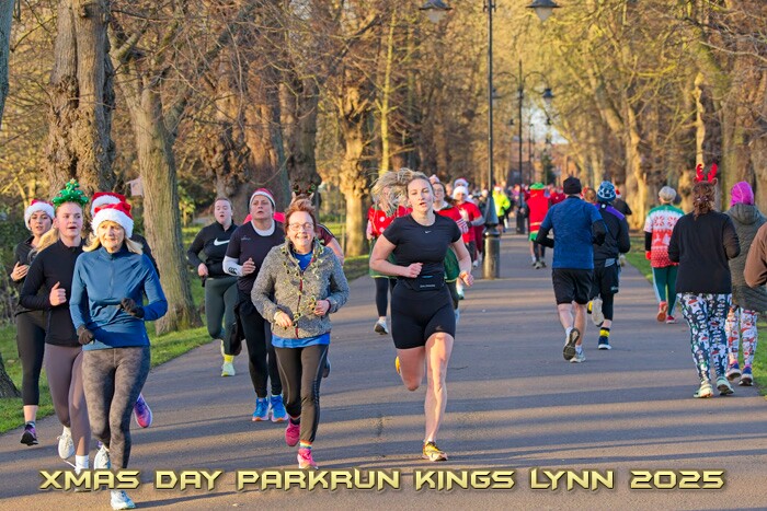 2025-12-25KLXMASPRUN00226A.JPG