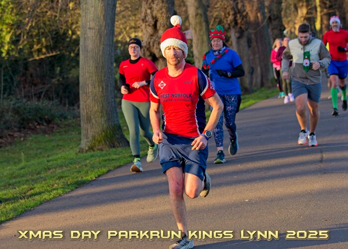 2025-12-25KLXMASPRUN00236A.JPG