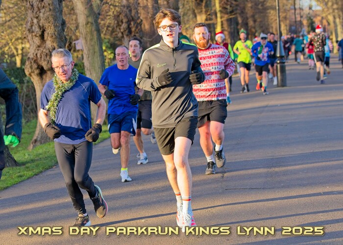 2025-12-25KLXMASPRUN00262A.JPG