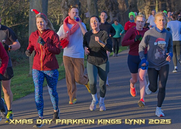 2025-12-25KLXMASPRUN00286A.JPG