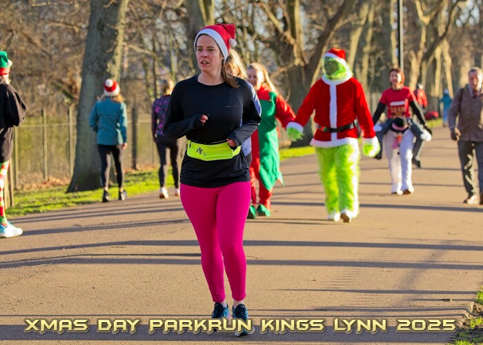 2025-12-25KLXMASPRUN00378A.JPG
