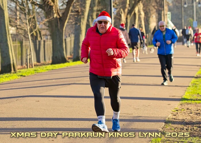 2025-12-25KLXMASPRUN00381A.JPG