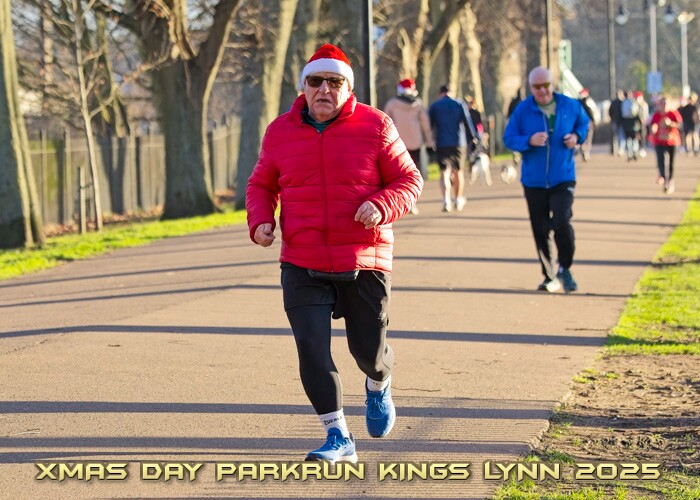 2025-12-25KLXMASPRUN00382A.JPG
