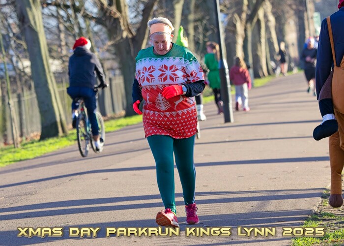 2025-12-25KLXMASPRUN00385A.JPG
